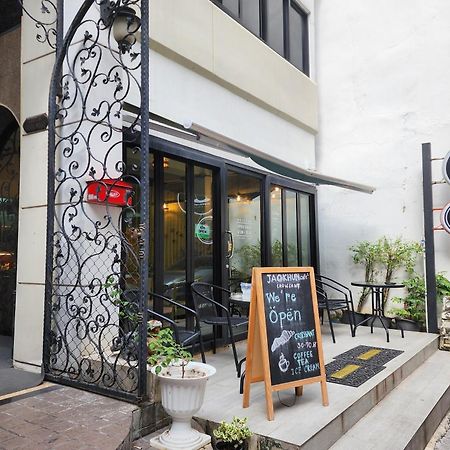 Bnb98 Silom Hotel Bangkok Exterior foto