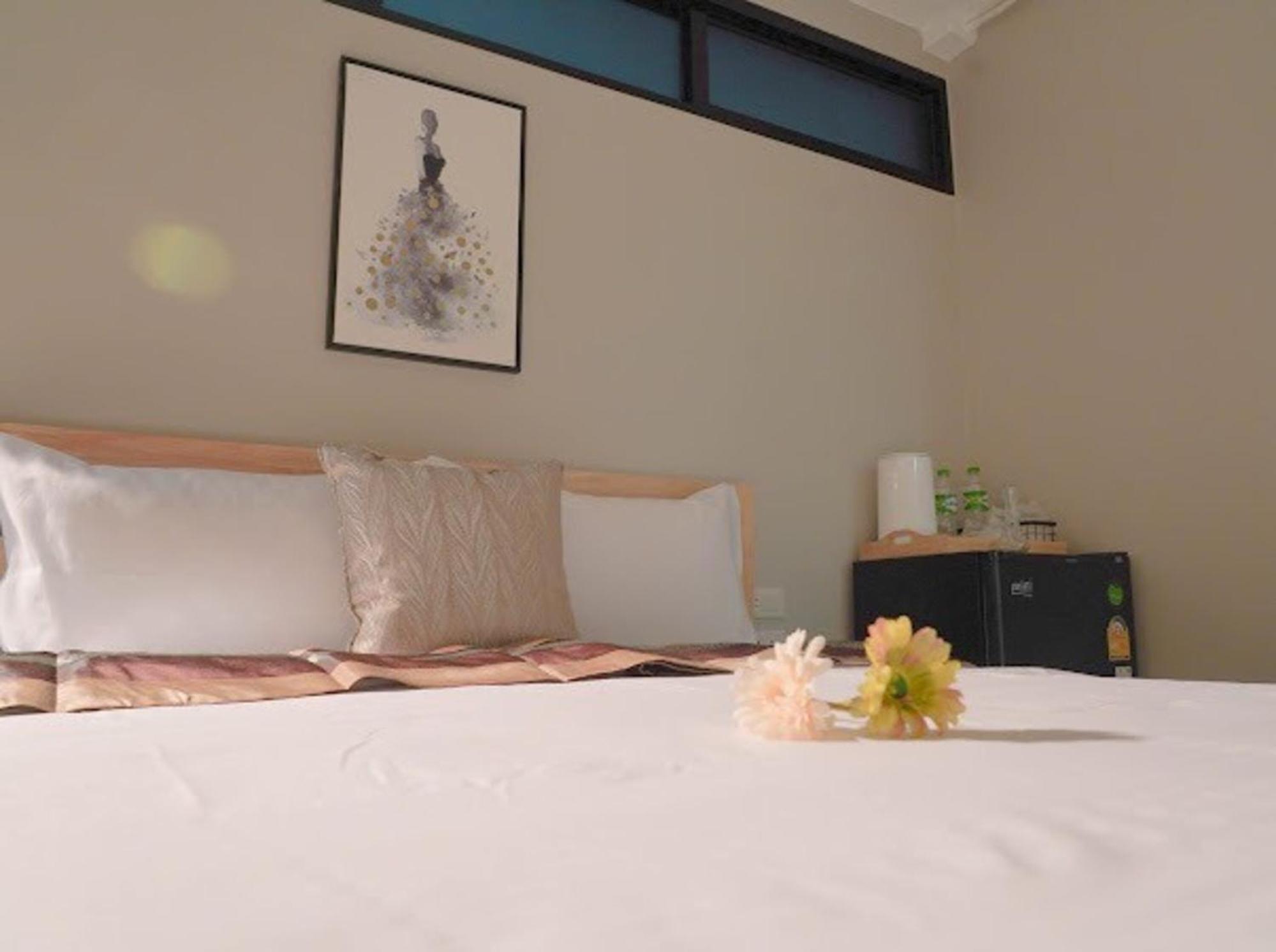 Bnb98 Silom Hotel Bangkok Exterior foto