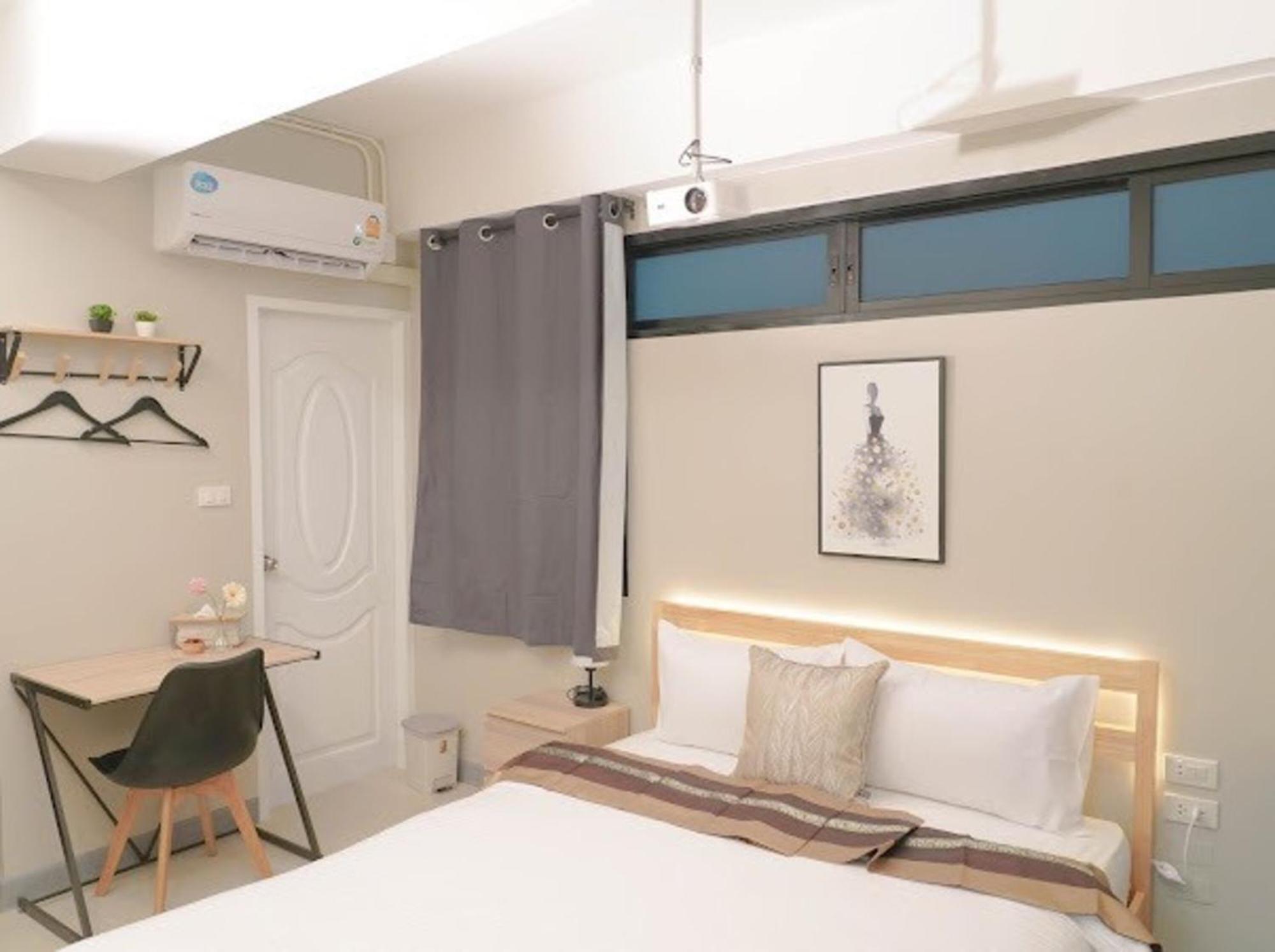 Bnb98 Silom Hotel Bangkok Exterior foto